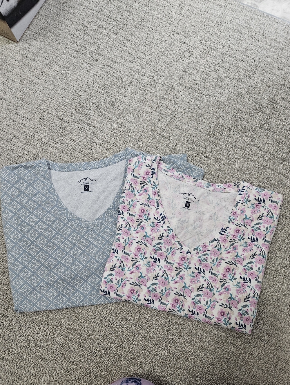 Blue Mountain Set of Two V-Neck Tops - Floral Pink & Patterned Light Blue Size M